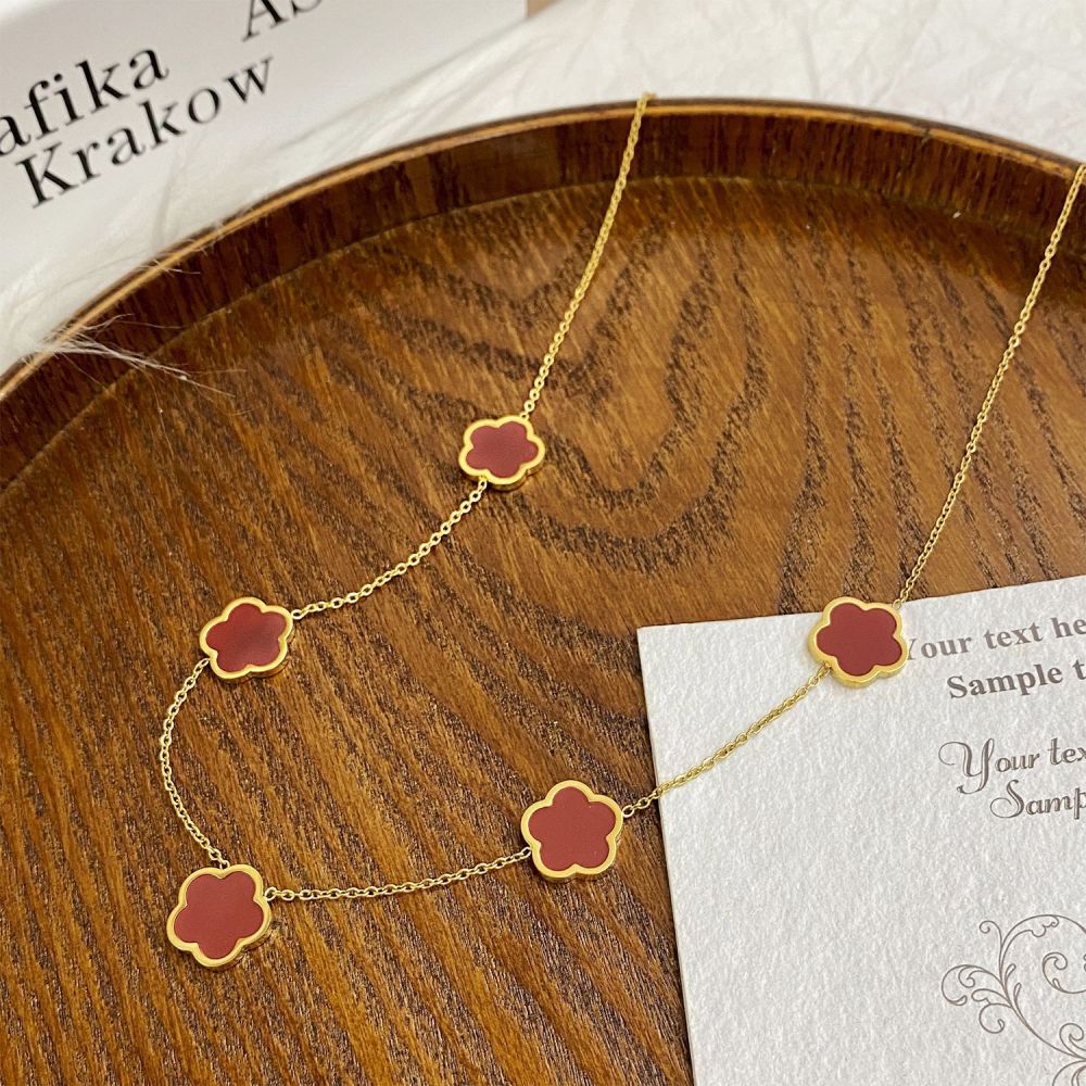 Five-leaf clover flower stainless steel bracelet plum blossom pendant temperament four-leaf clover bracelet