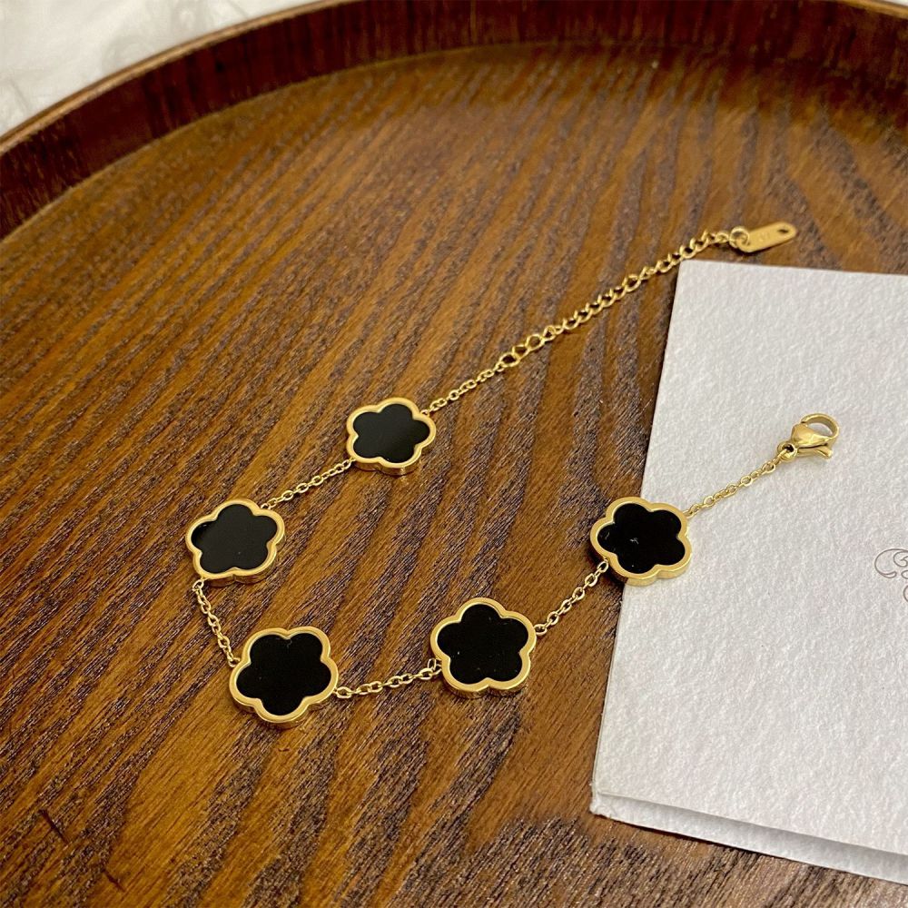 Five-leaf clover flower stainless steel bracelet plum blossom pendant temperament four-leaf clover bracelet