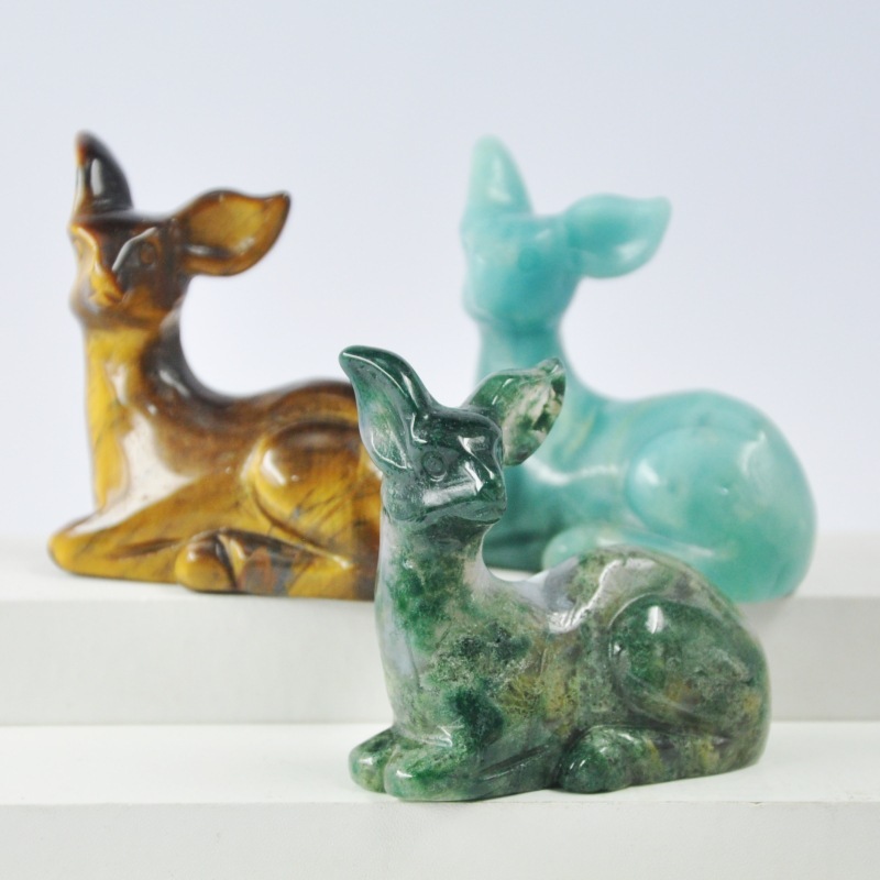 2-inch natural jade sika deer crystal carved ornaments