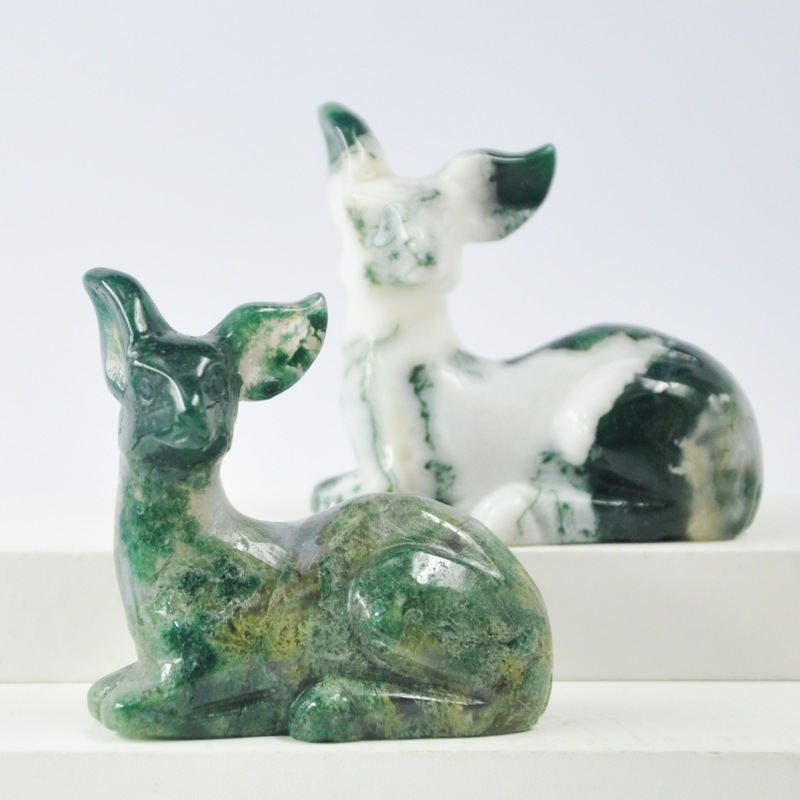 2-inch natural jade sika deer crystal carved ornaments