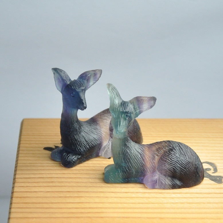 2-inch natural jade sika deer crystal carved ornaments