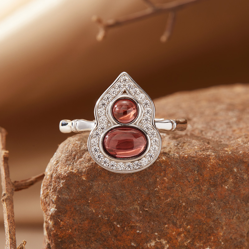 S925 sterling silver small gourd ring inlaid with natural gemstones
