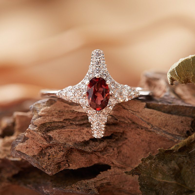 S925 sterling silver inlaid with natural crystal four-pointed star ring
