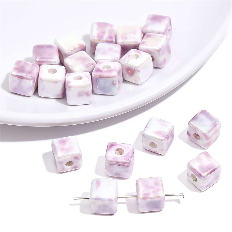 100 pcs/bag 8x8mm Graffiti-themed Ceramic Square Beads for DIY Accessories