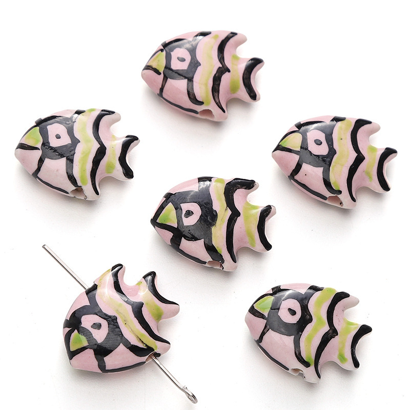 10 pcs/bag Cartoon Hand-Painted Tropical Fish Ceramic Beads DIY Accessories
