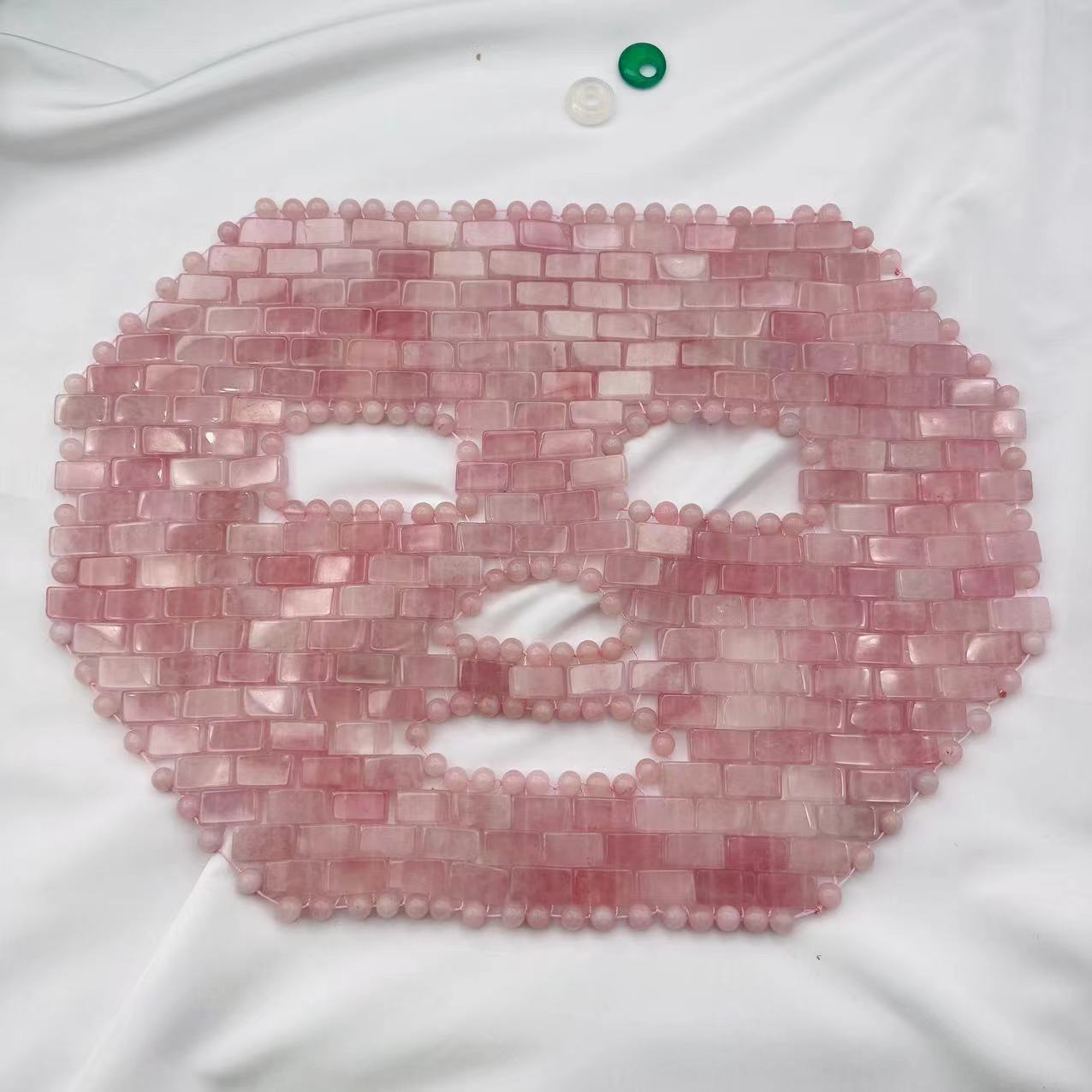 Natural Crystal and Jade Face Mask for Facial Beauty and Care