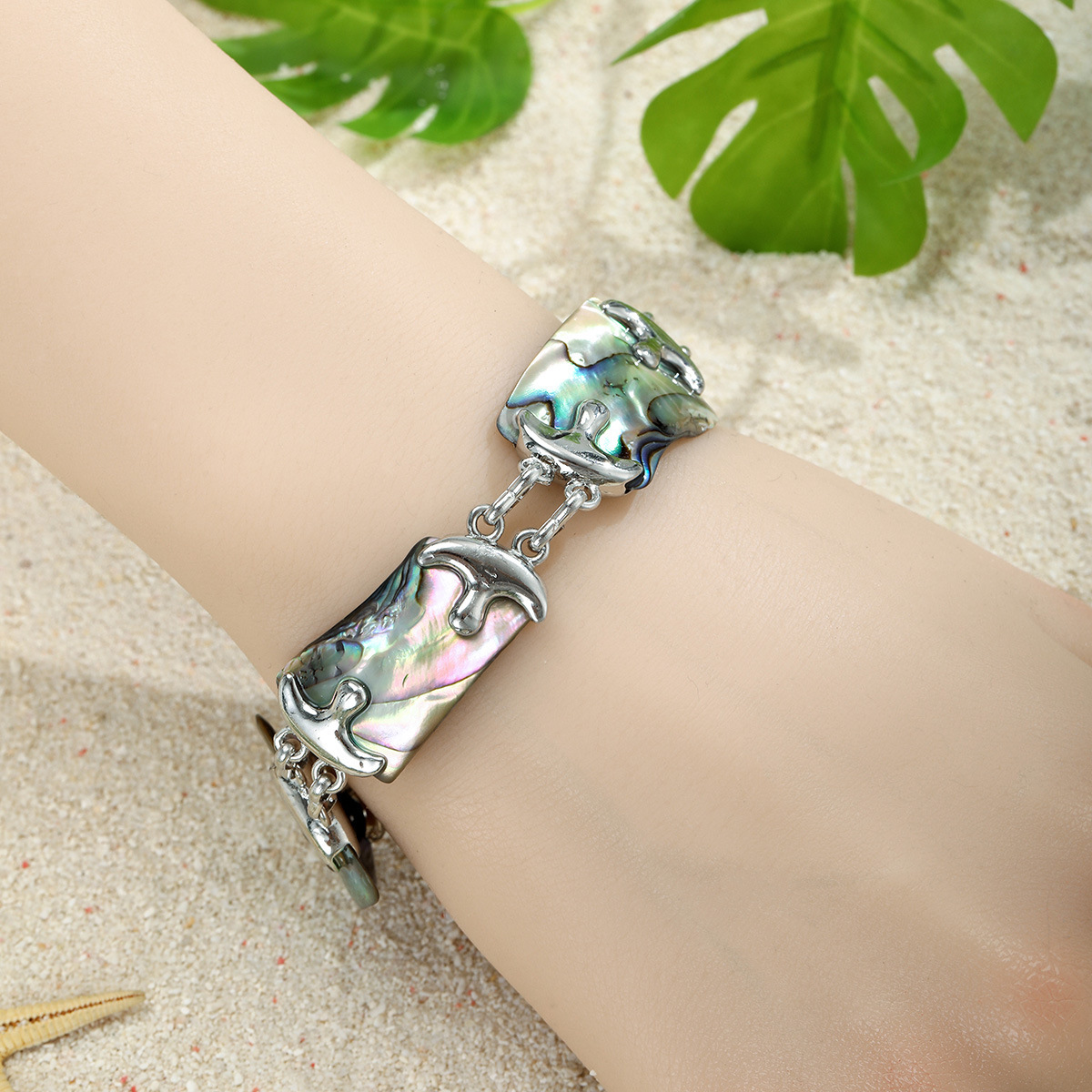 MYK1854-Natural seashell patchwork necklace, earrings, and bracelet three-piece set with irregular metal edging seashell jewelry