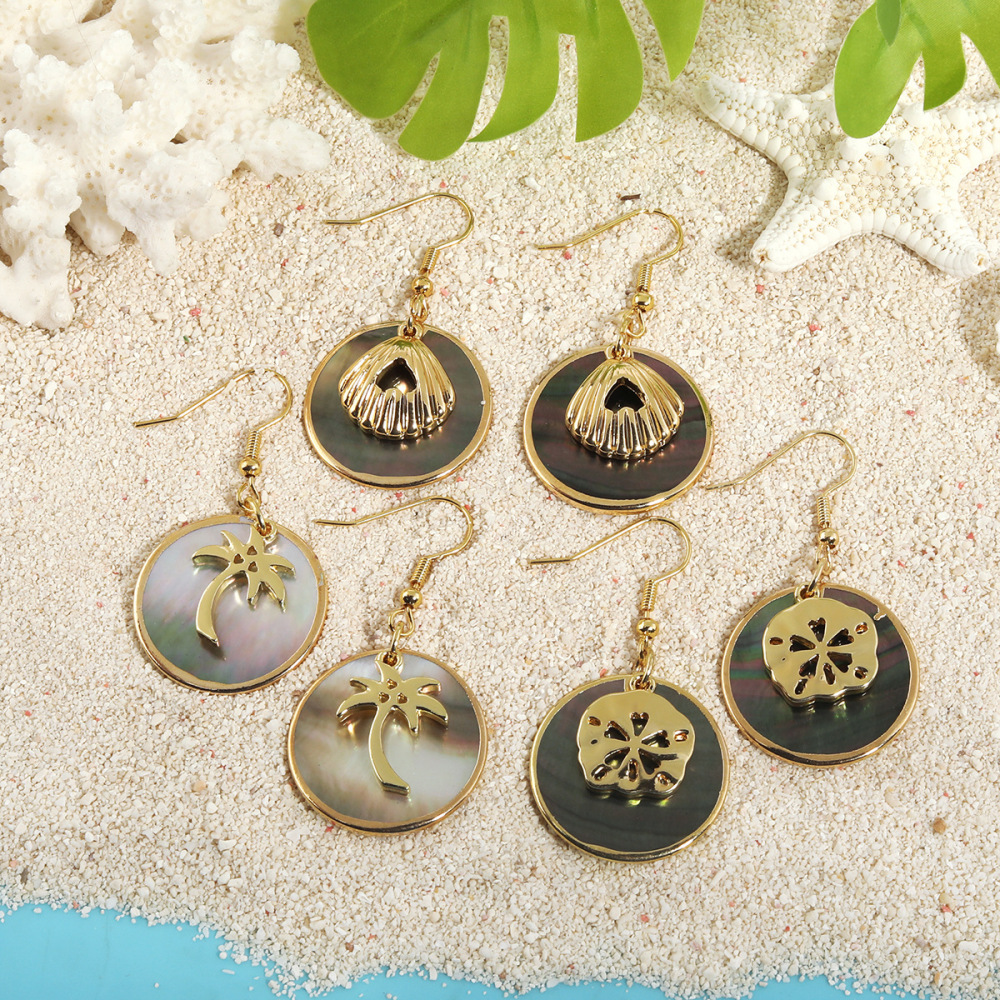 MYK1865-Tropical-style natural round black shell earrings with gold trim, island-themed earrings