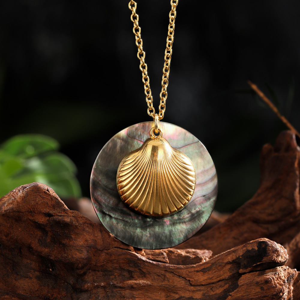 MYK1933-Ocean Series Stainless Steel Clavicle Necklace with Natural Seashell