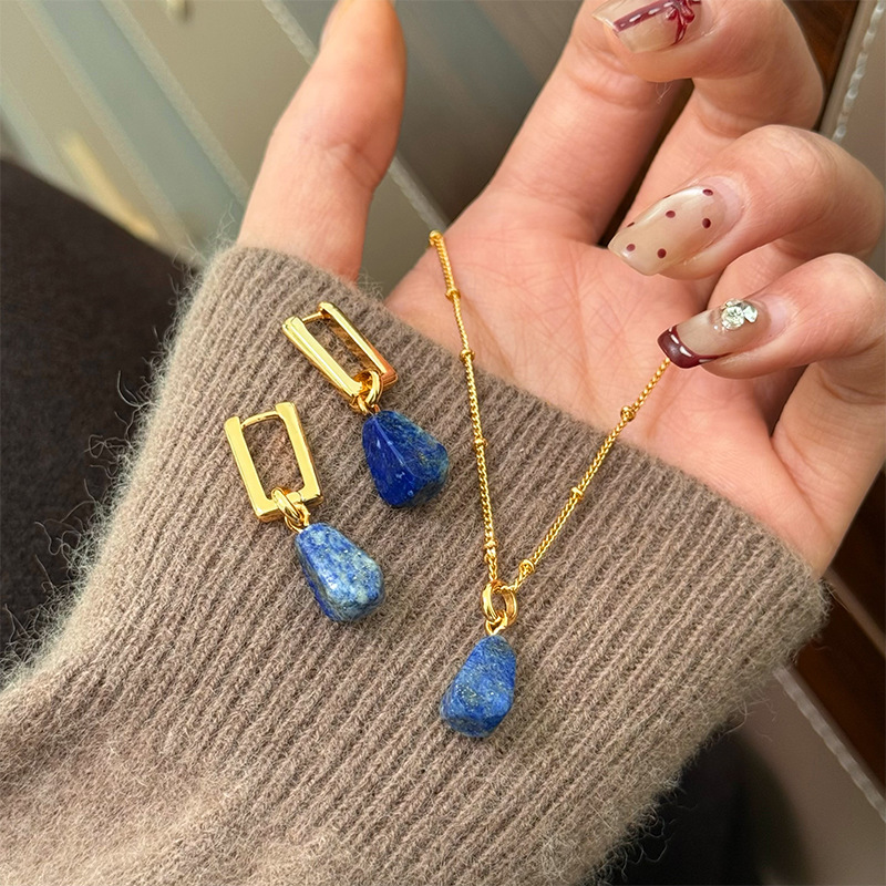MYK1951-Retro-style multi-faceted lapis lazuli pendant necklace