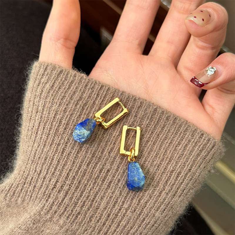 MYK1951-Retro-style multi-faceted lapis lazuli pendant necklace