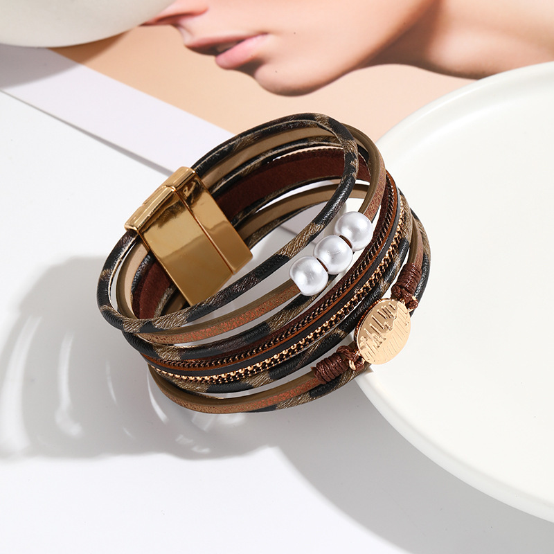 MYK2001-Multi-layered leopard print pearl magnetic bracelet with multiple PU leather links