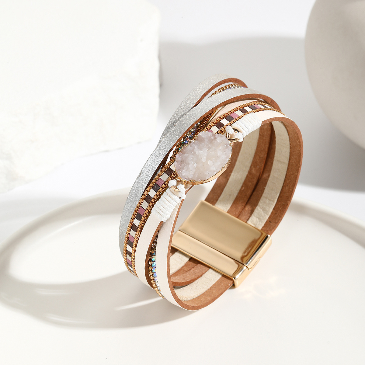 MYK2007-Multi-layer leather quartz rhinestone magnetic clasp bracelet