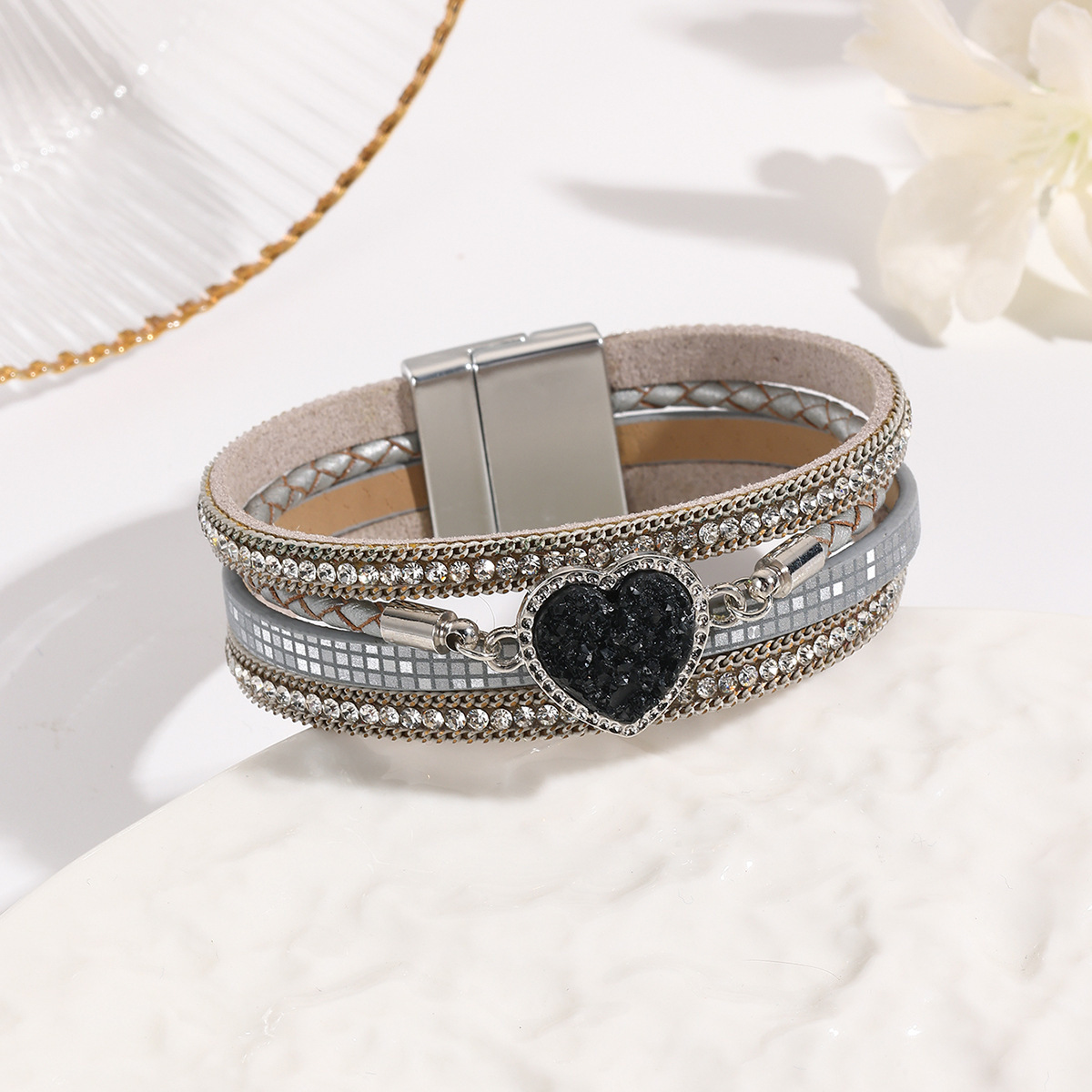 MYK1998-Leather woven heart-shaped crystal Bohemian diamond-encrusted magnetic clasp bracelet