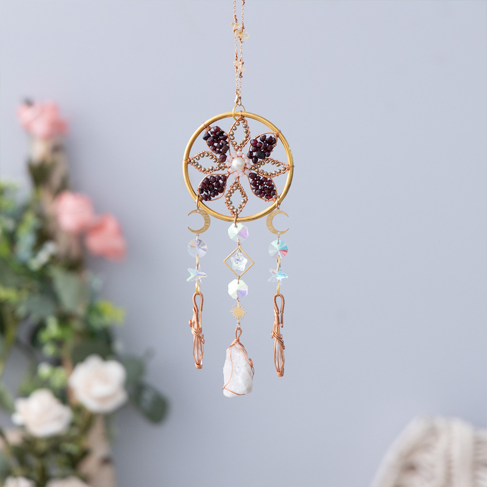 Natural Crystal Chips and Raw Stones, Dreamcatcher with Sunshine Catcher