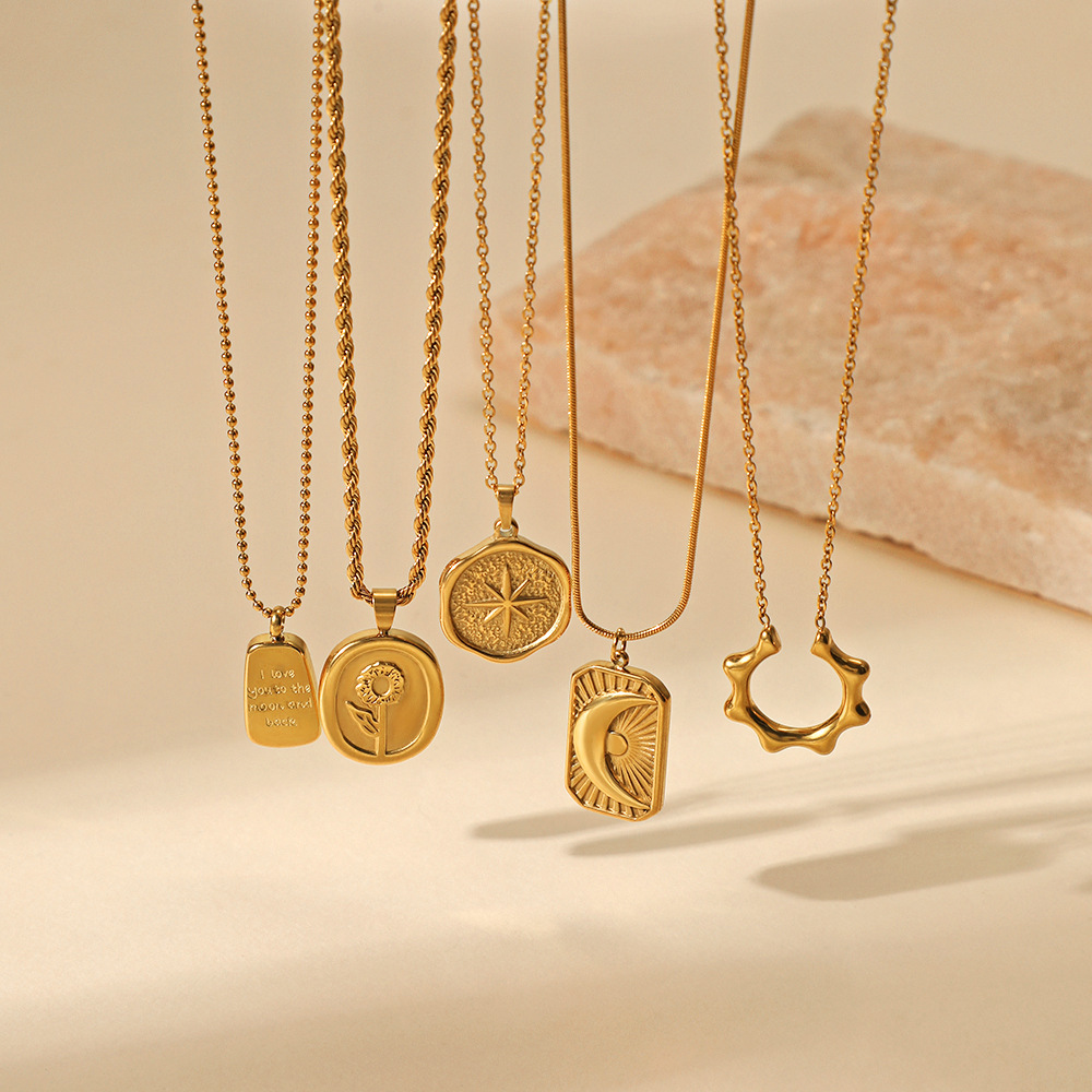 MYK2040-French retro braided star and moon stainless steel necklace, unique and stylish.