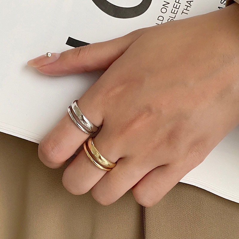 Simple and stylish plain ring