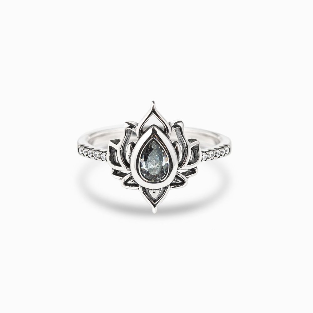 Lotus Flower Ring - Fashionable Vintage Style with Zircon Inlay