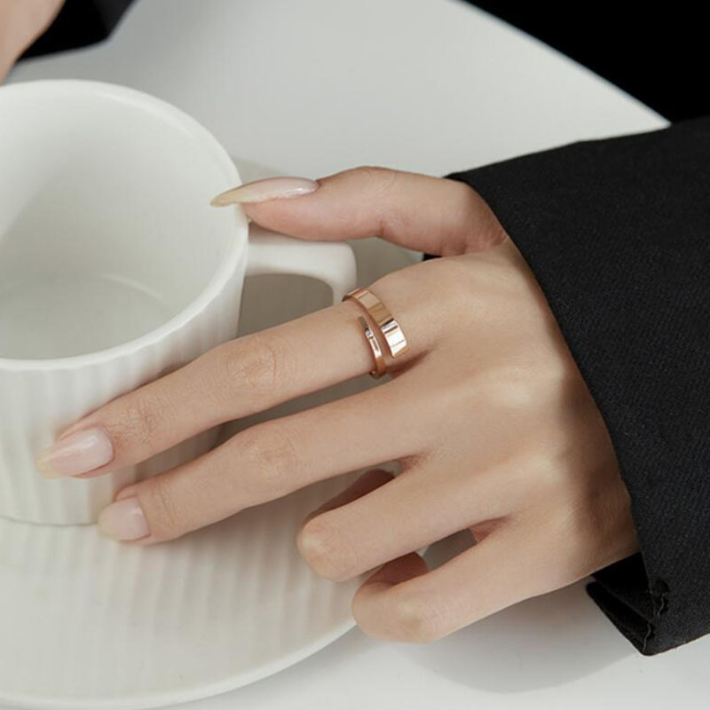 Versatile Irregular Flat Line Adjustable Ring