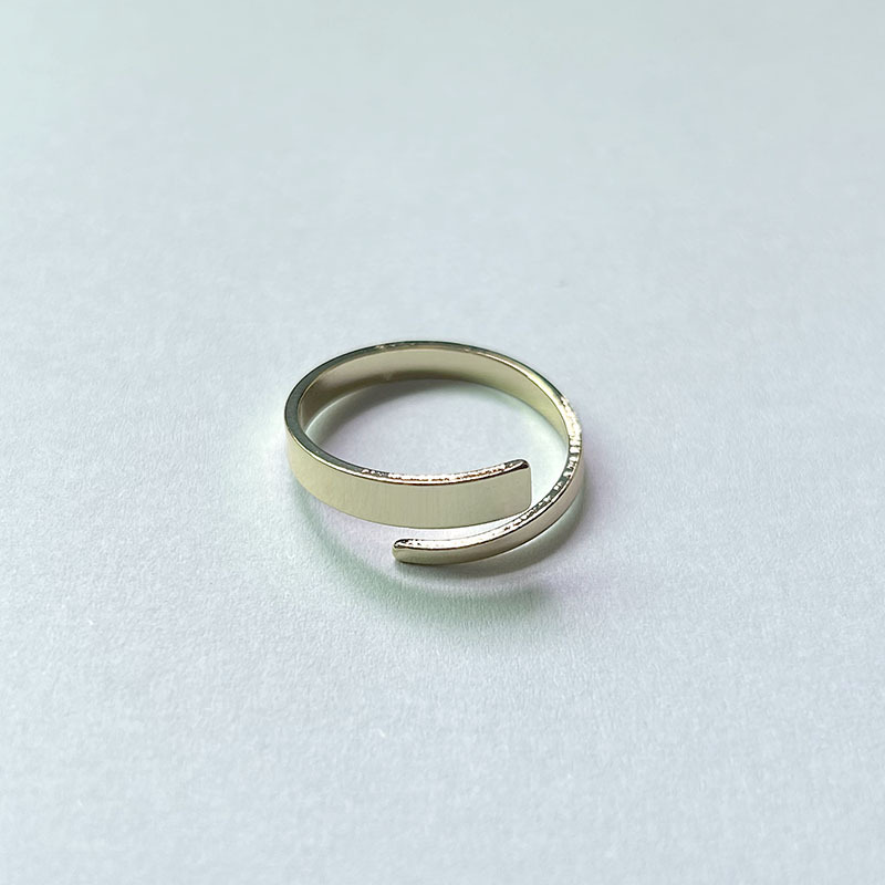 Versatile Irregular Flat Line Adjustable Ring