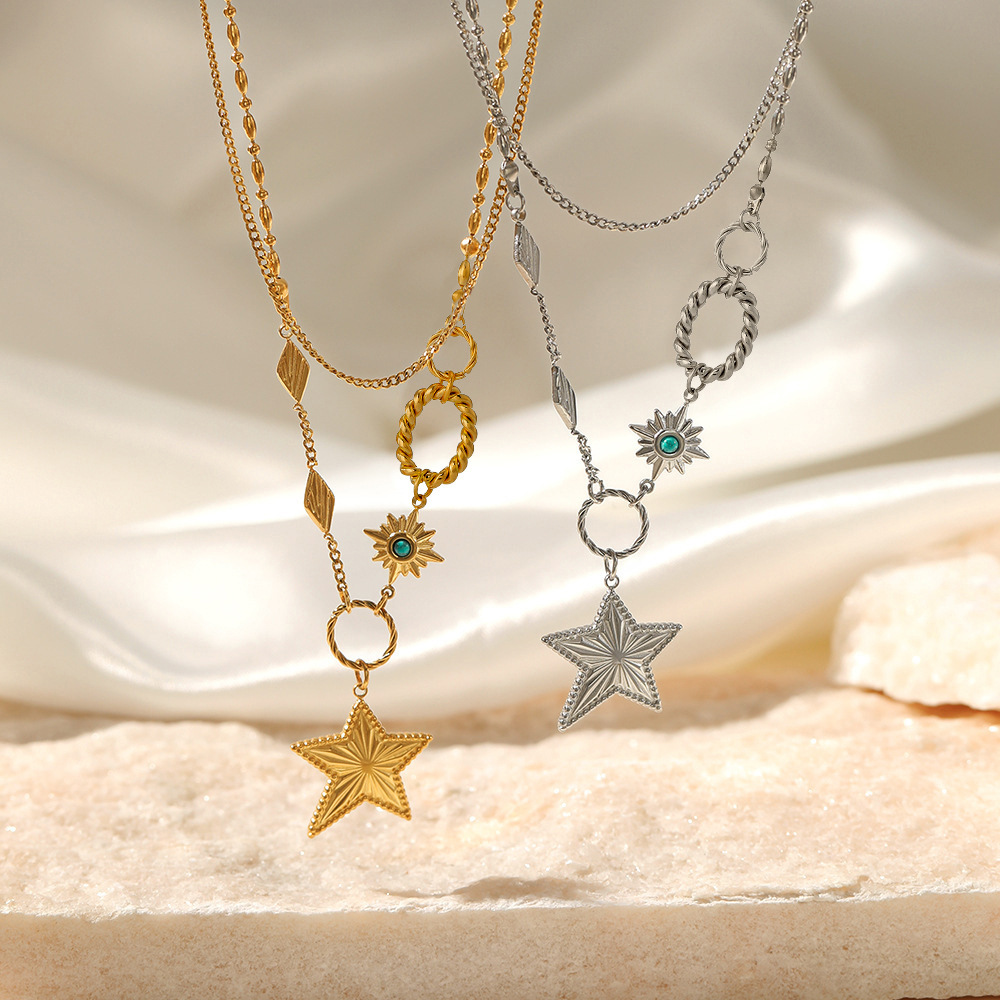 MYK2053-14K gold double-layered five-pointed star stainless steel necklace with geometric design.