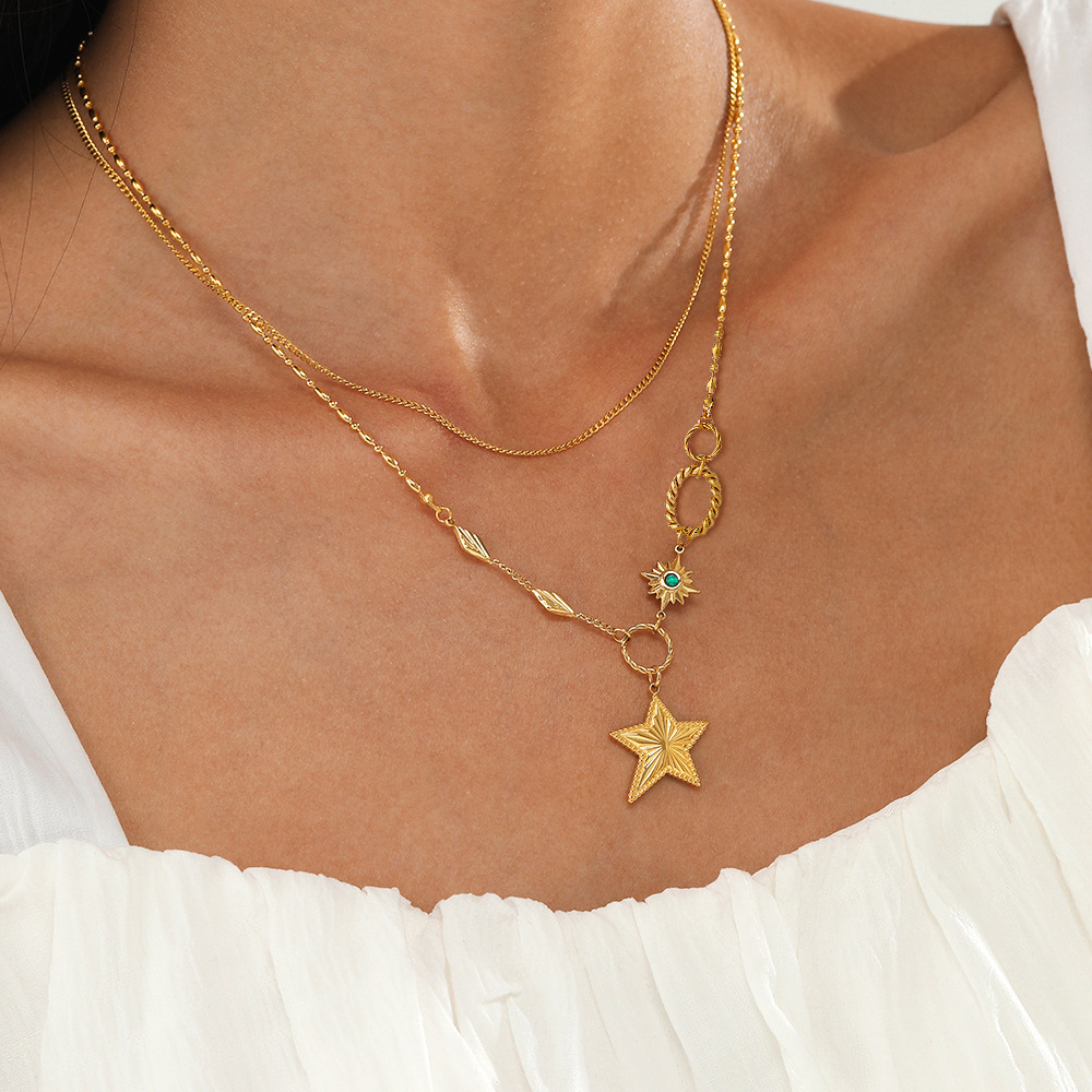 MYK2053-14K gold double-layered five-pointed star stainless steel necklace with geometric design.