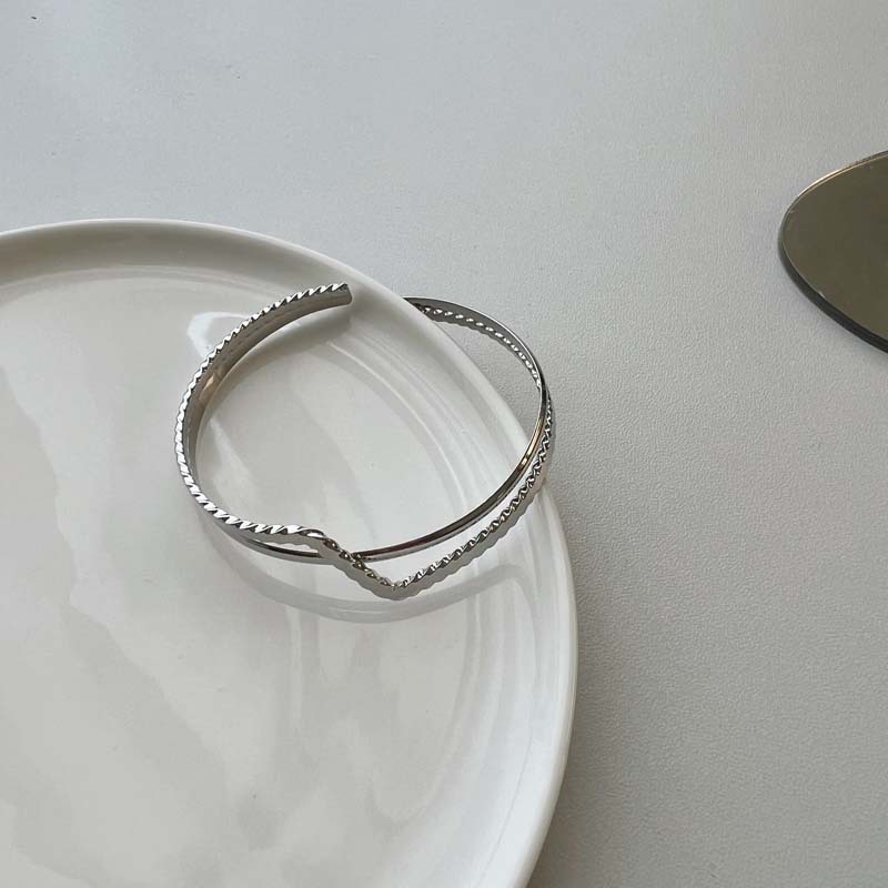 Stylish and edgy punk-inspired double-layered metal bracelet