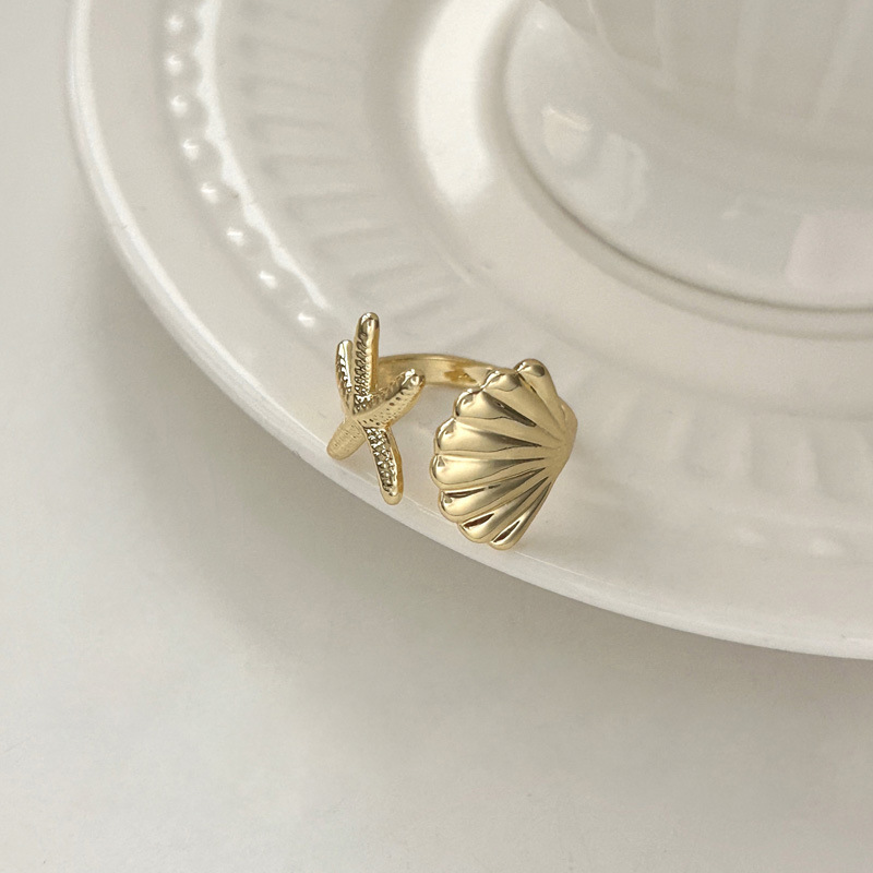 Trendy starfish shell design open ring