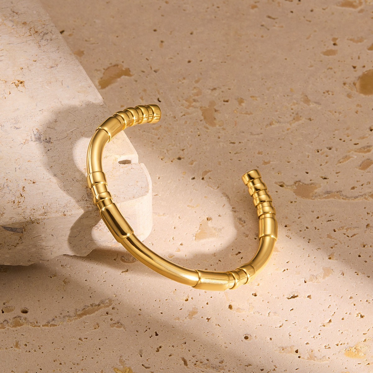 Luxury Niche Bangle with Gold Plated Copper