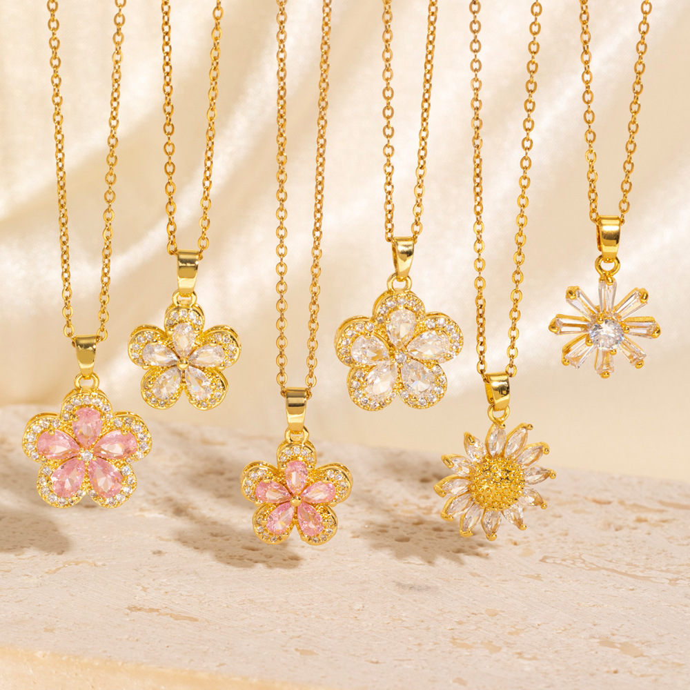 Fully diamond-encrusted petal necklace with zircon stones
