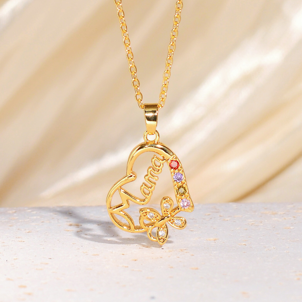New Heart-Shaped Openwork Diamond-Studded Engraved Necklace