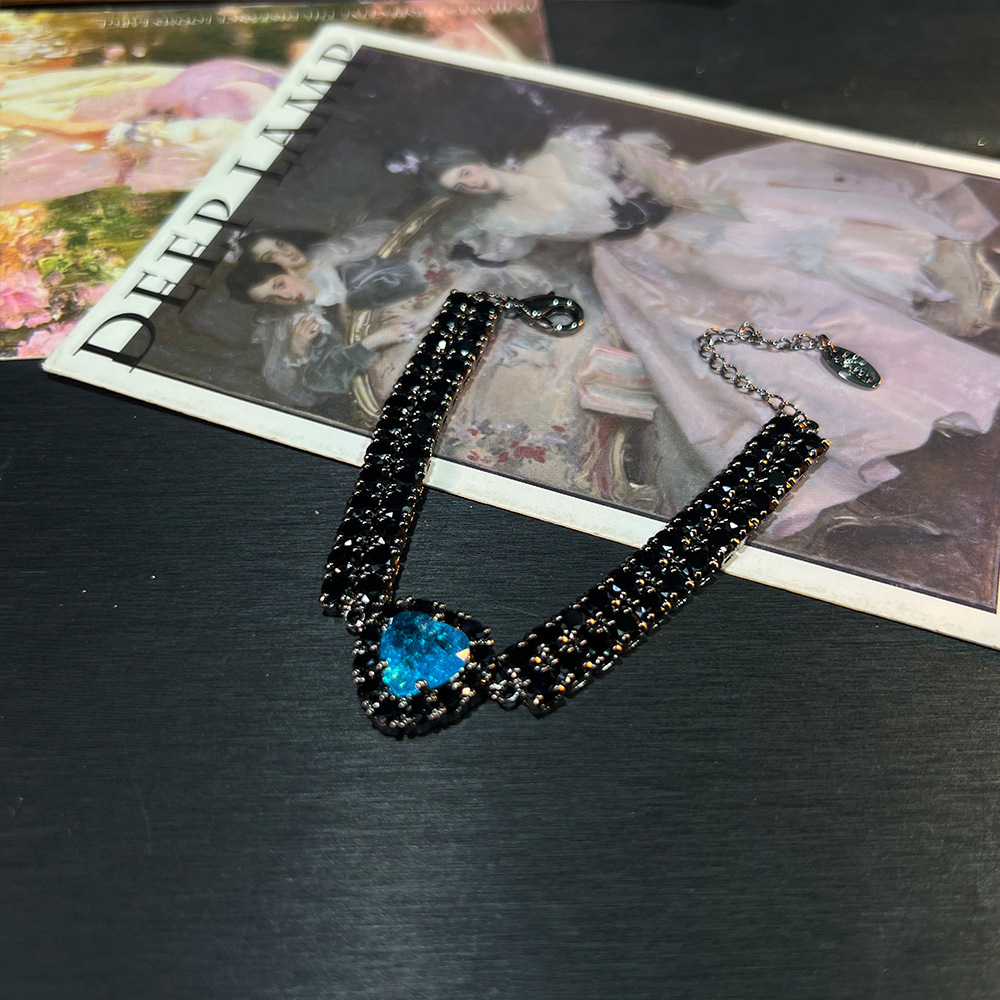 MYK2545-Sweet and cool style clavicle chain heart ice flower zircon high-end necklace and earrings