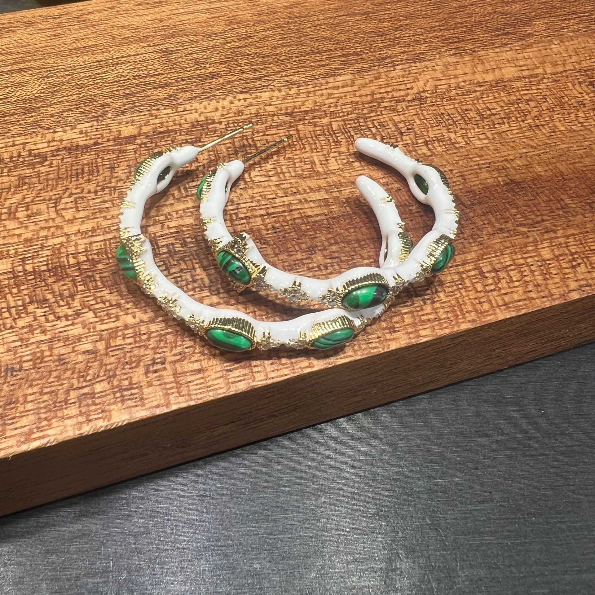 MYK2536-Hochwertige Ohrringe aus natürlichem Türkis-Chalcedon-Emaille