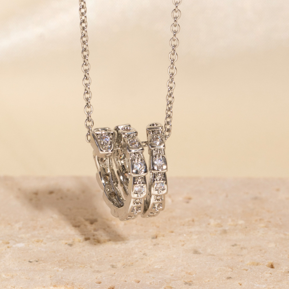 Exquisite full-diamond snake bone necklace