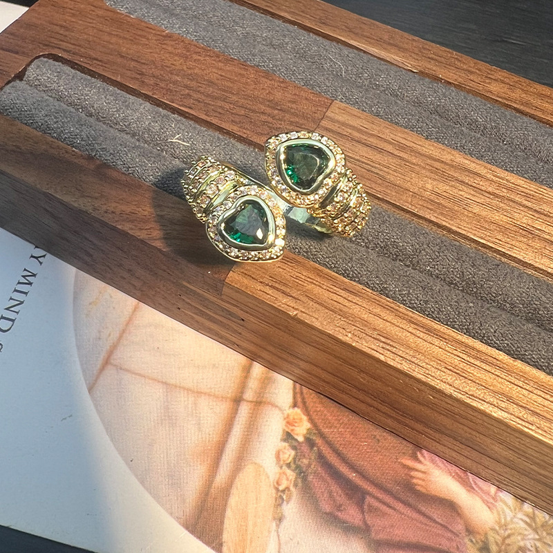 MYK2585-Serpent Open Ring with Zircon and Copper