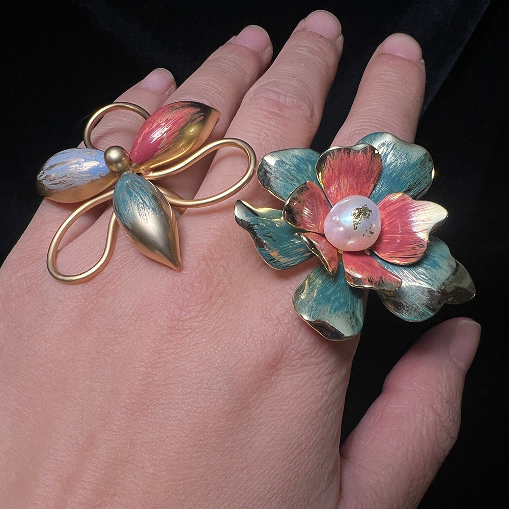 MYK2586-Hand-painted 3D camellia pearl open ring