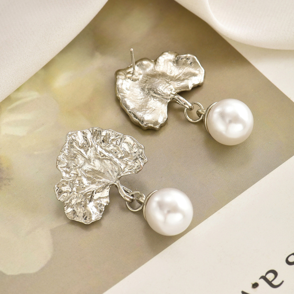Asymmetrical faux pearl leaf alloy earrings