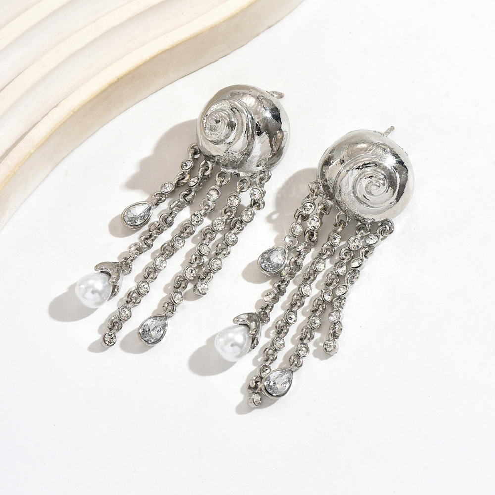 Heavy-duty diamond-encrusted long tassel spiral faux pearl alloy earrings
