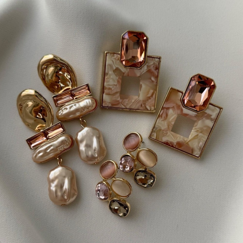 New stylish and exaggerated faux pearl alloy earrings