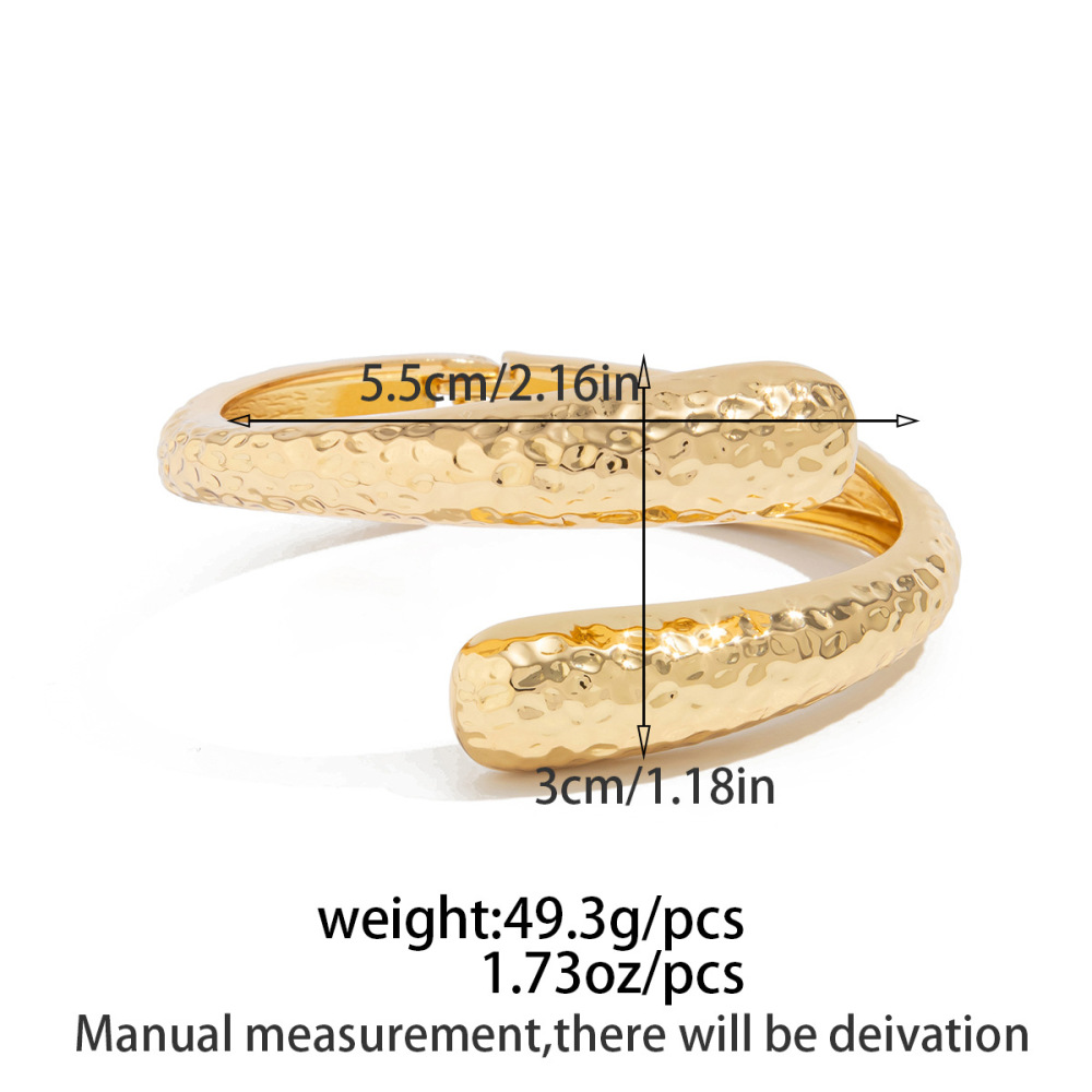 Personalized hammered texture open spring alloy bracelet