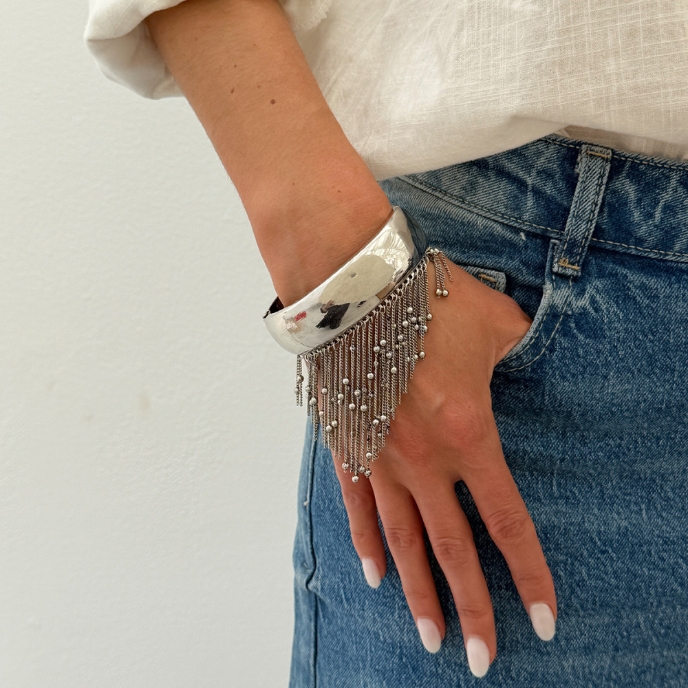 Antique-style tassel oval alloy spring bracelet