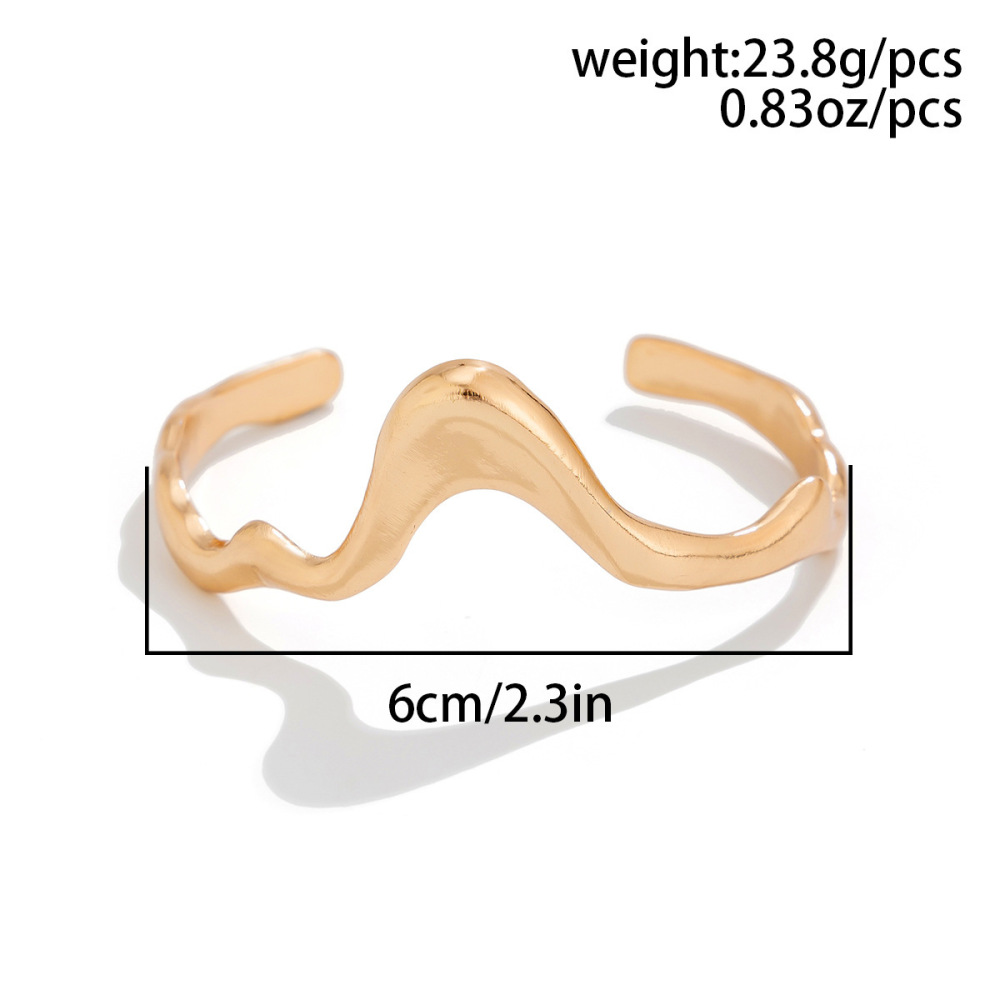 Liquid lava metallic alloy bracelet