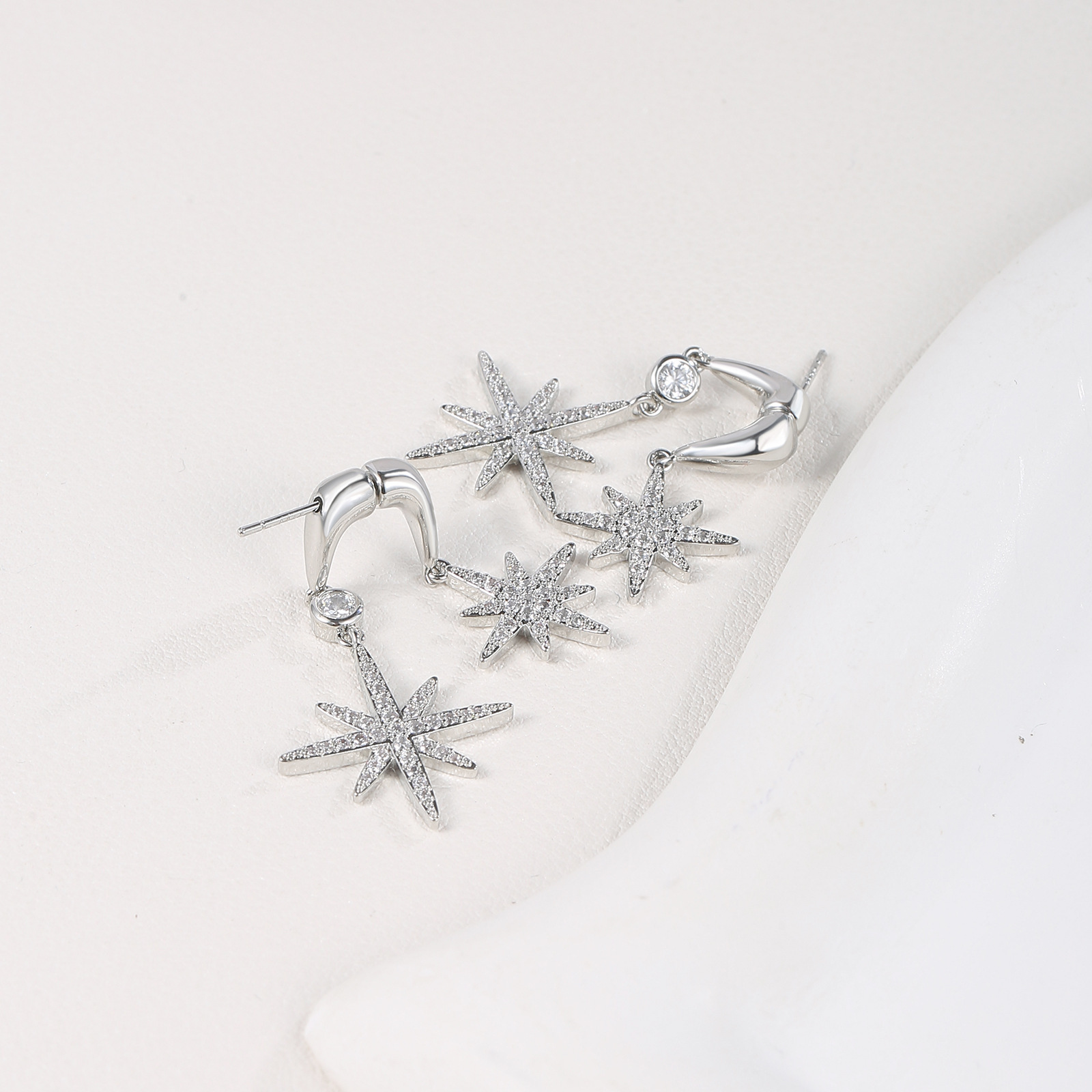 MYK2844-Stylish and elegant earrings with octagonal star design and 925 sterling silver needles.
