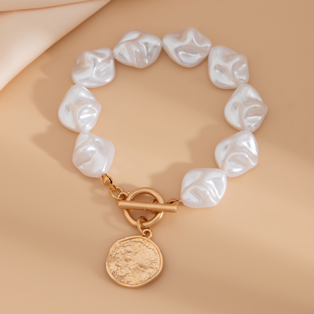 Irregularly shaped imitation pearl alloy bracelet