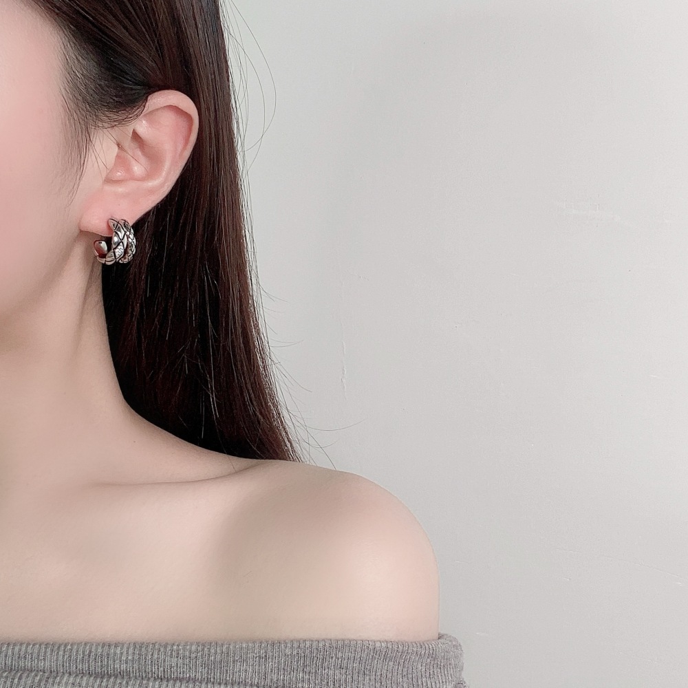 MYK2880-Blacked-out zircon-set mesh earrings in 925 sterling silver