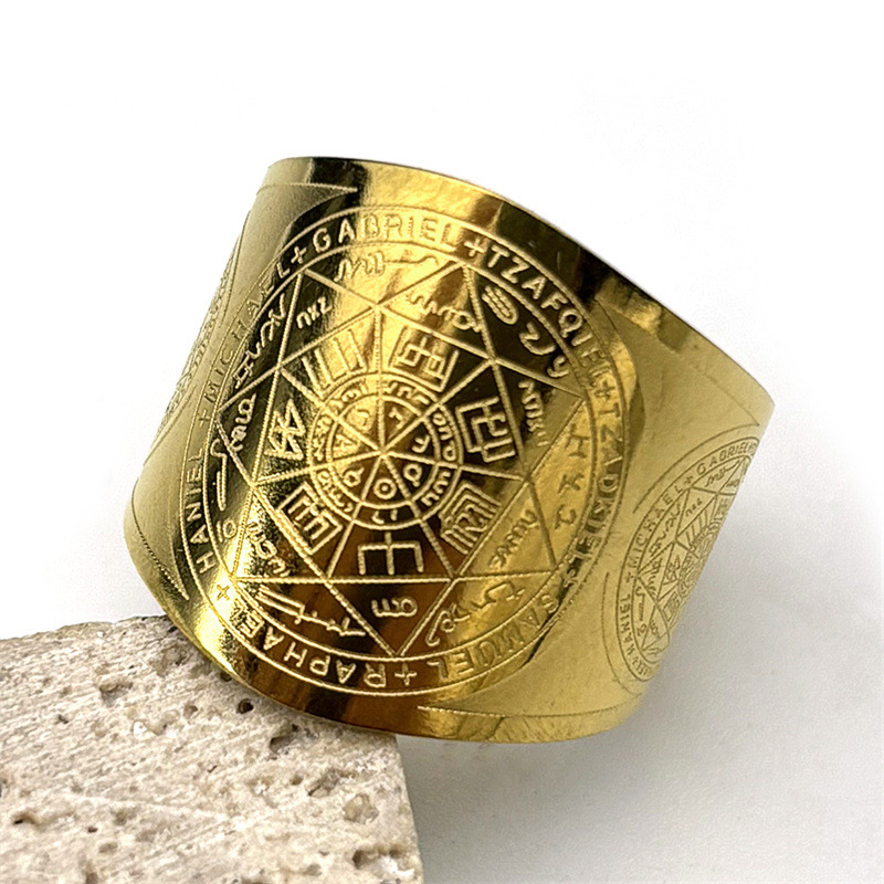 MYK3040-Seven-pointed star stainless steel men's ring, a trendy ring accessory.
