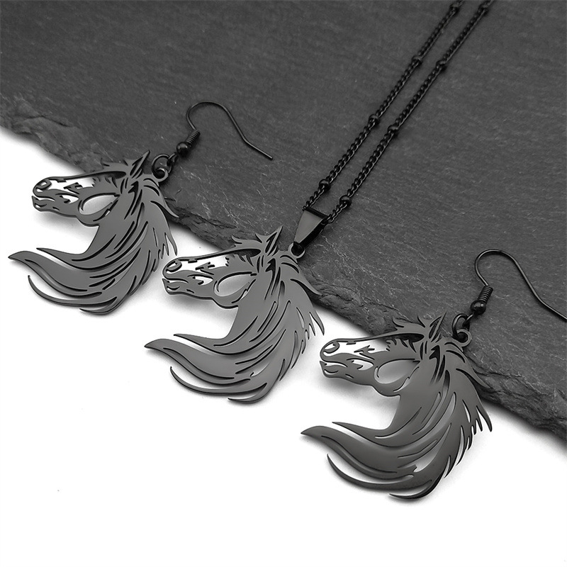 MYK3067-Personalized Horse Head Stainless Steel Necklace Jewelry Set