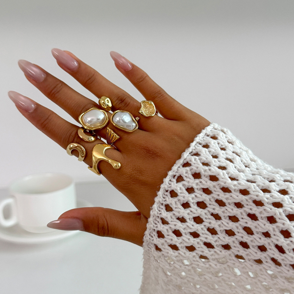 Premium Light-Sensitive Waterdrop Hug Alloy Ring Set (5 Pieces)