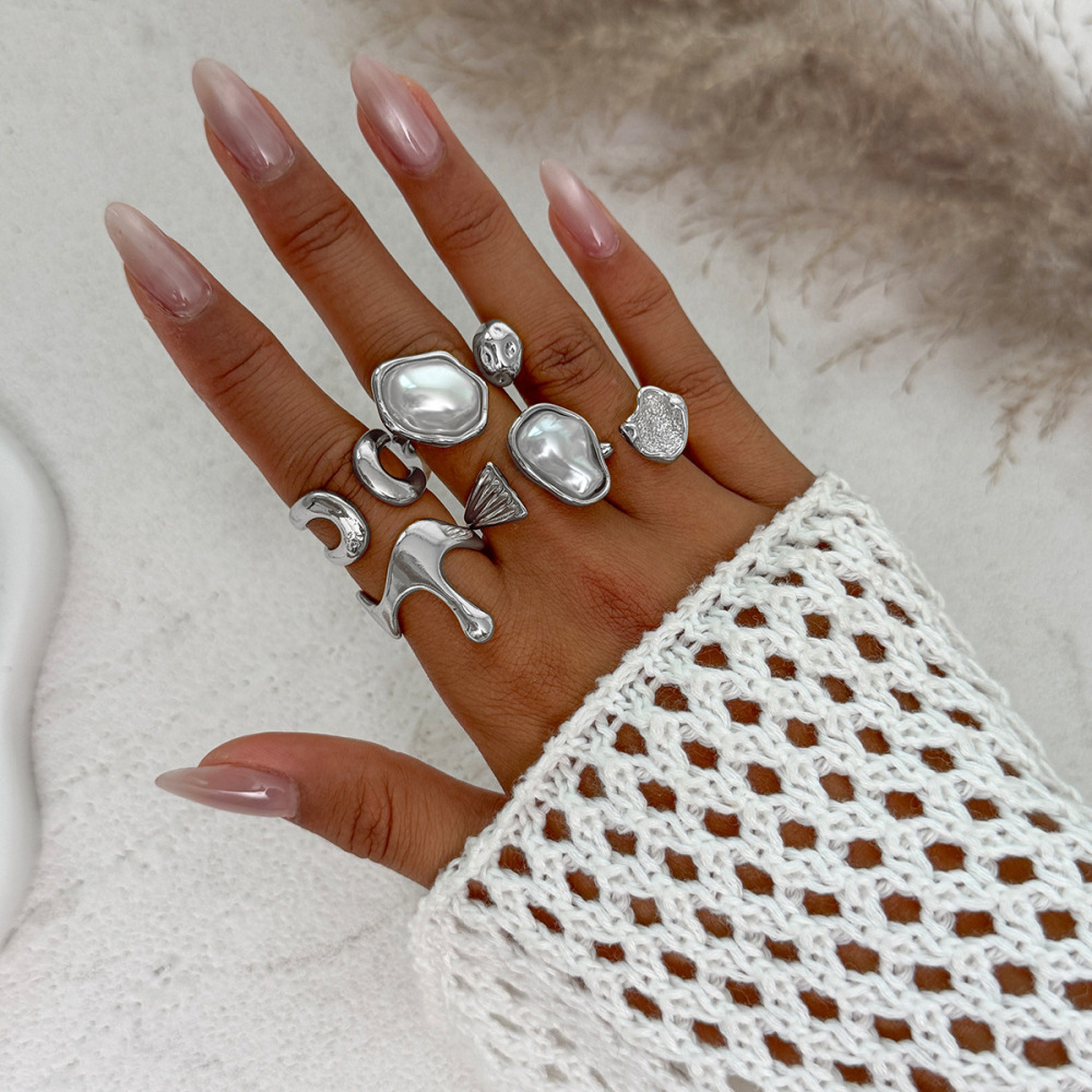 Premium Light-Sensitive Waterdrop Hug Alloy Ring Set (5 Pieces)