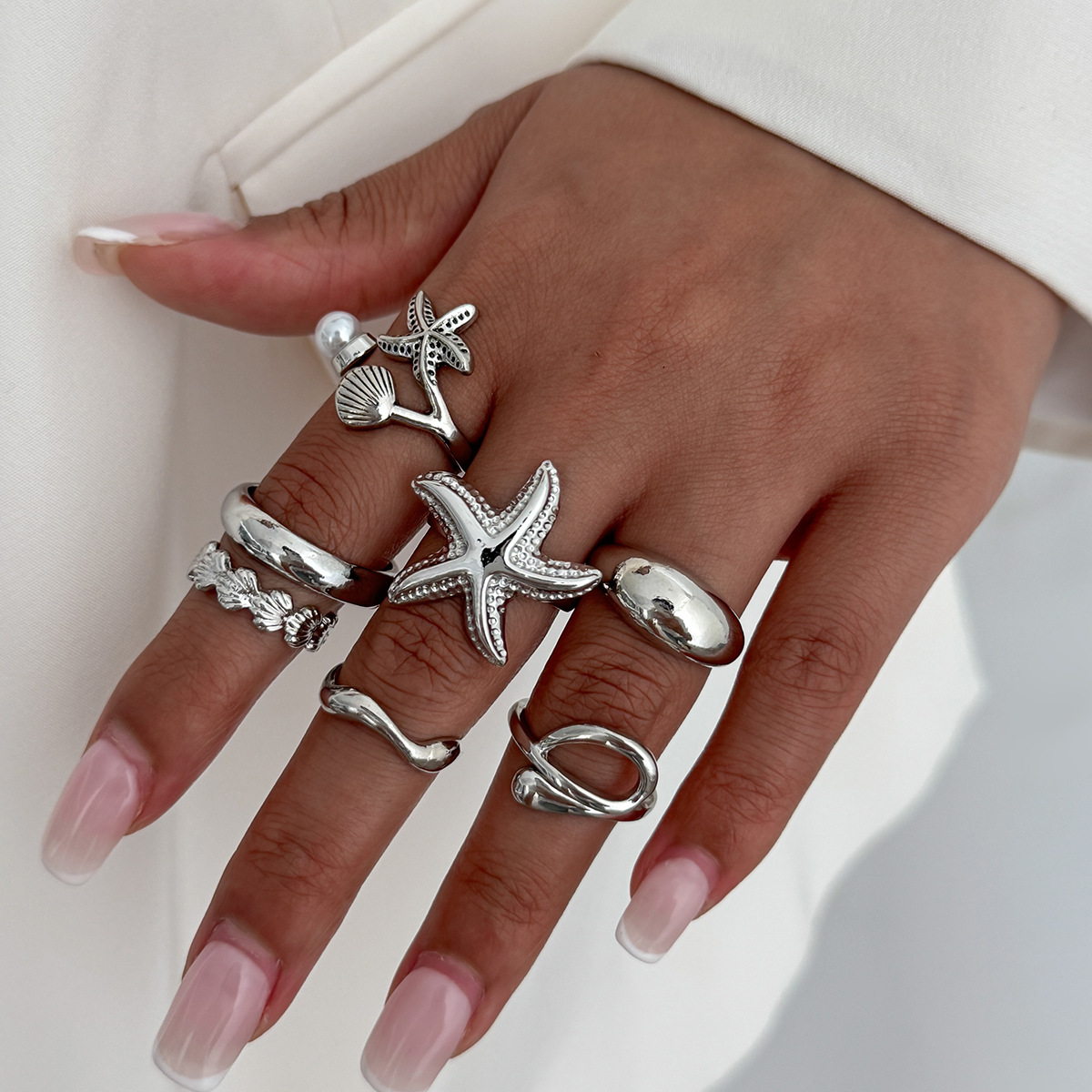 8-piece set of seashell and starfish alloy rings